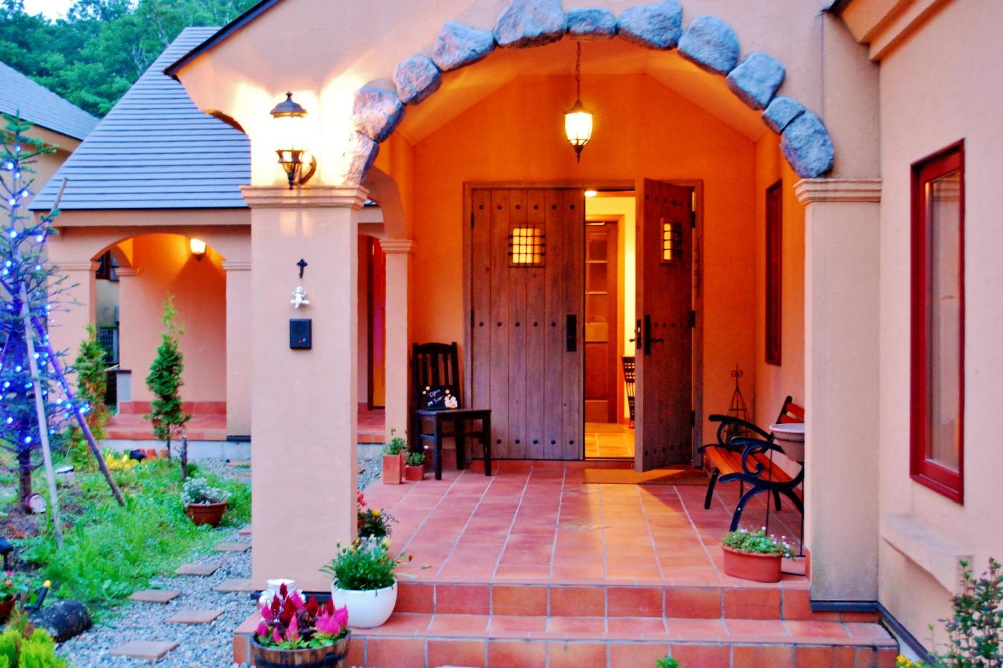 Aromatic Garden Villa La Poltrona Насу Екстериор снимка
