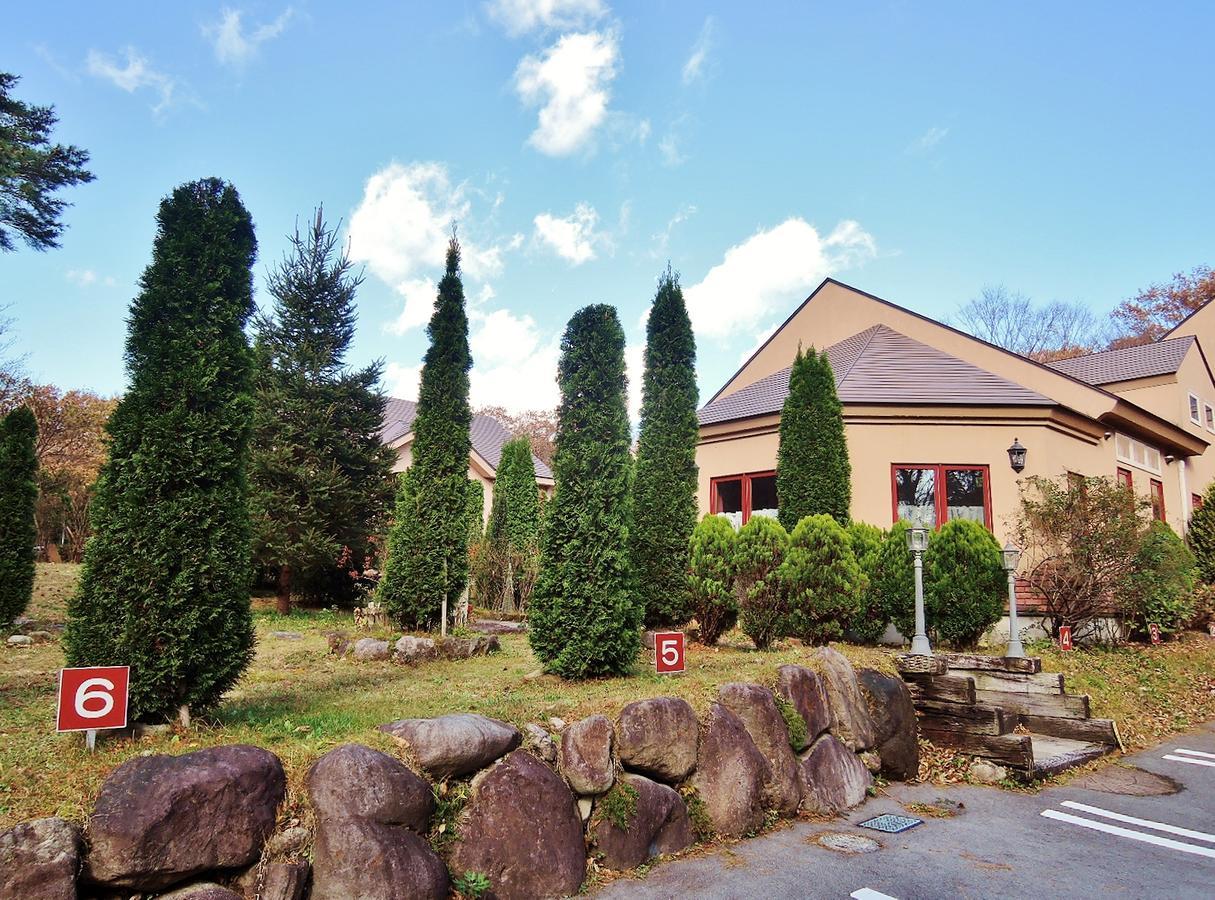Aromatic Garden Villa La Poltrona Насу Екстериор снимка
