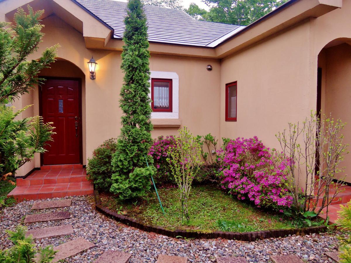 Aromatic Garden Villa La Poltrona Насу Екстериор снимка
